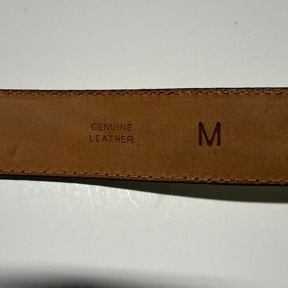 Bergdorf Goodman Cream Leather Belt with Gold Buckle Med